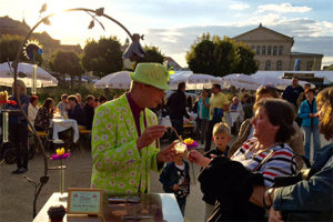 Seidenpapier-Blumenmanufaktur – Schlossplatzfest Coburg