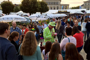 Seidenpapier-Blumenmanufaktur - Schlossplatzfest in Coburg